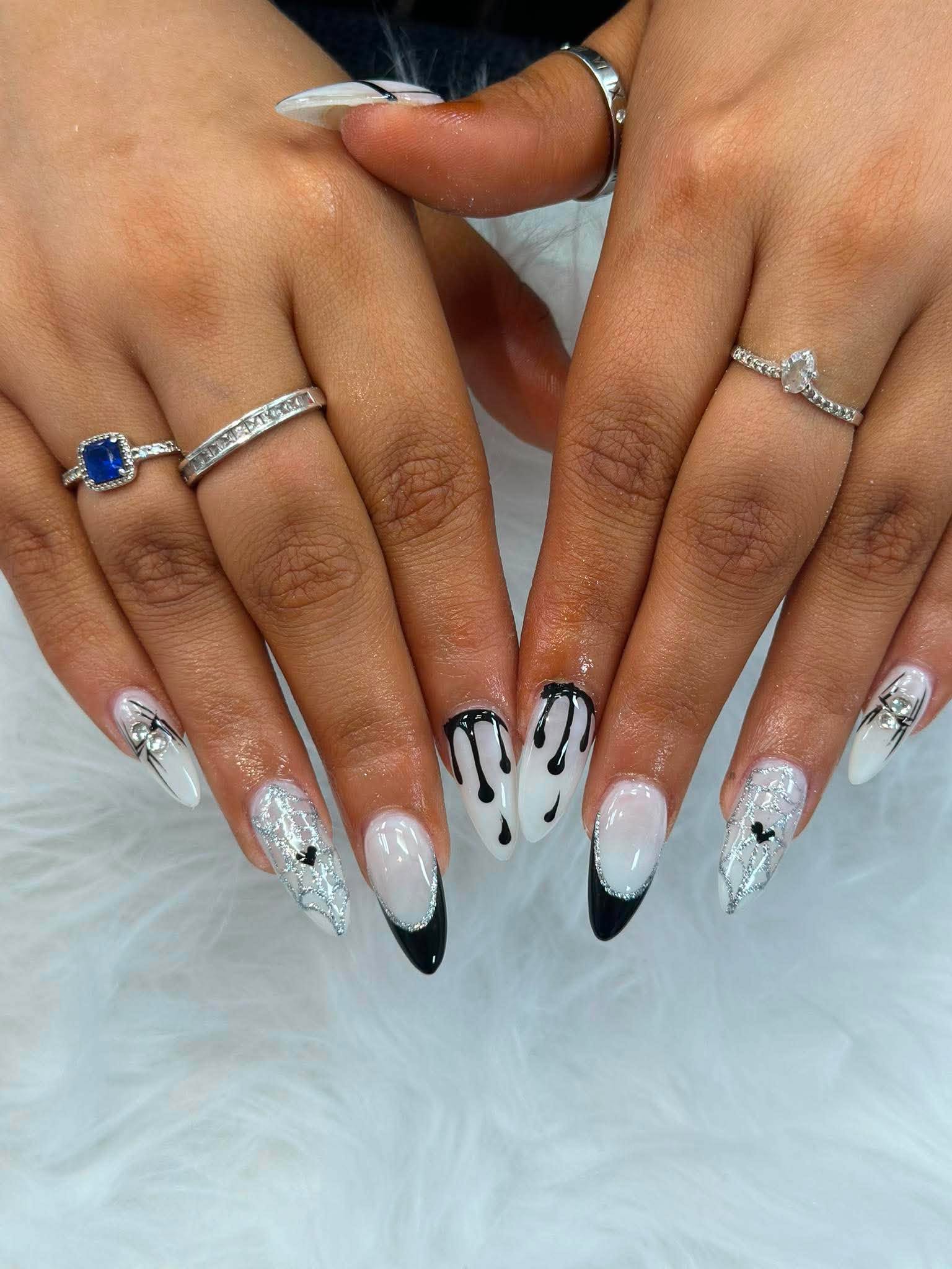 Detailed nail art