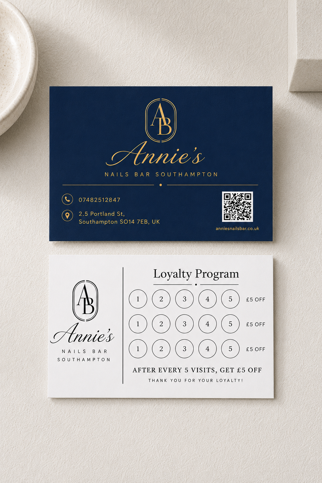 Annie's Nails Bar business card